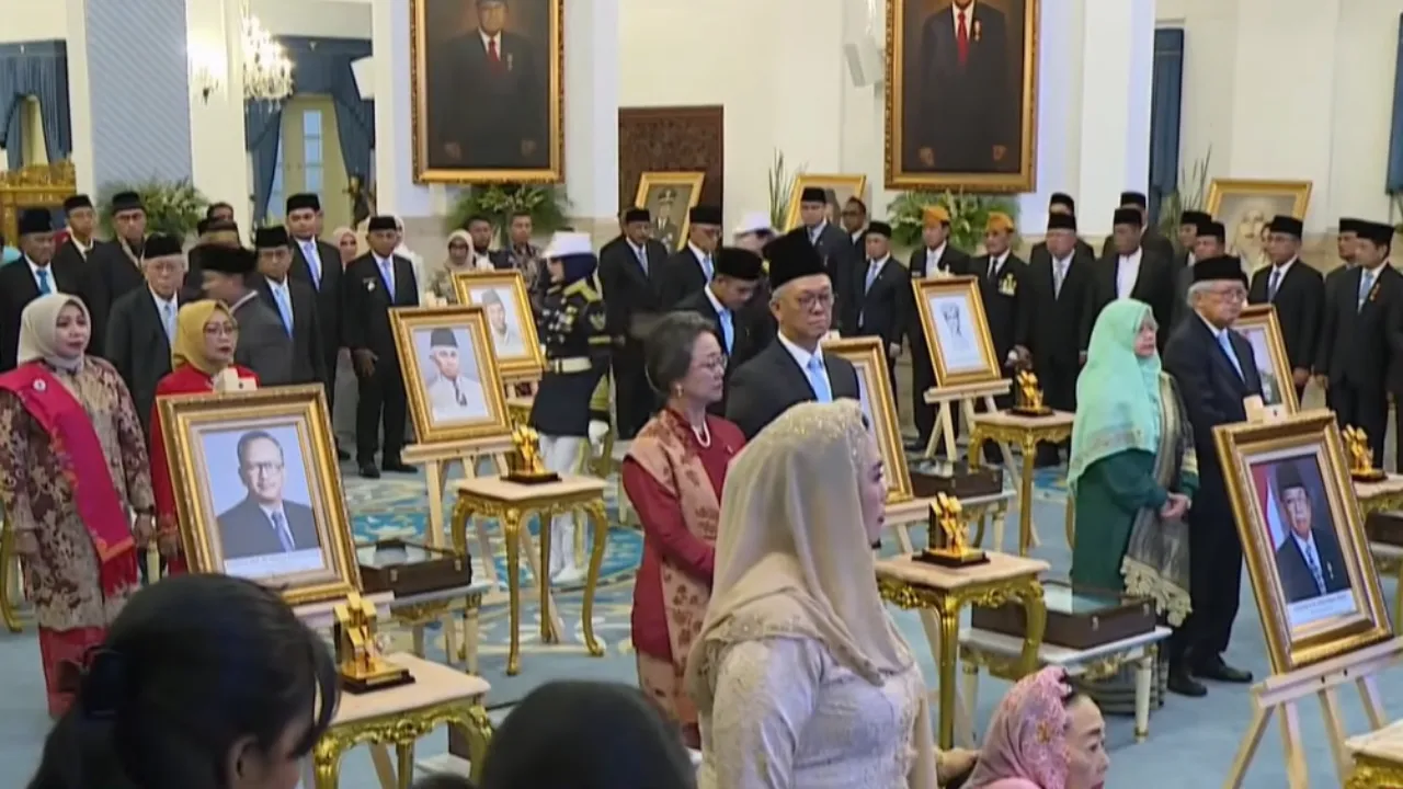 10 Tokoh Terbaru yang Dianugerahi Gelar Pahlawan Nasional oleh Presiden Prabowo